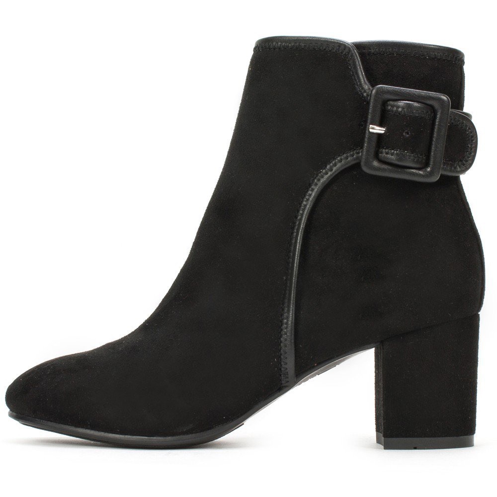 New White mountain black booties Size 7